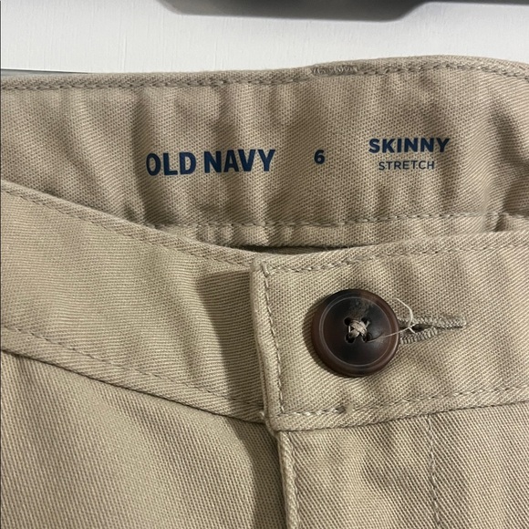 Old Navy Women Khaki Pants Skinny Stretch Size 6 for casual wear or uniform - Picture 4 of 11